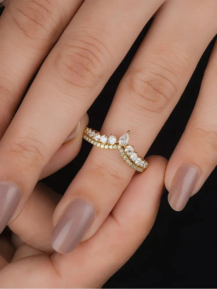 Discover the Exquisite 925 Sterling Silver Water Drop Zircon Crown Ring - A Luxurious Choice for Engagements and Weddings