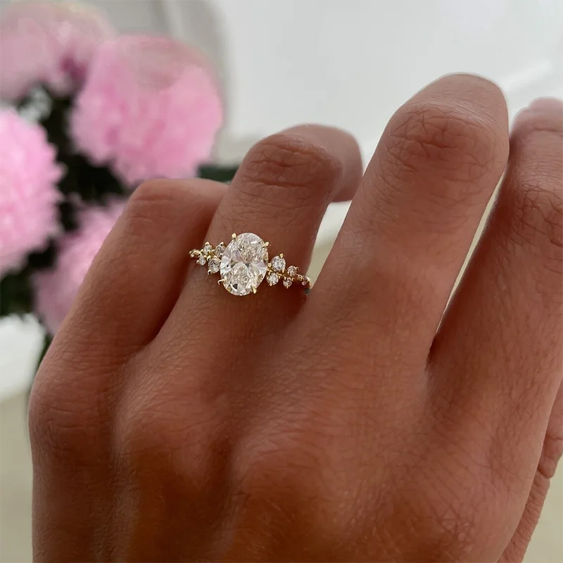 Exquisite 1ct Moissanite Oval Half Eternity Ring in 925 Sterling Silver - Perfect for Weddings and Special Occasions