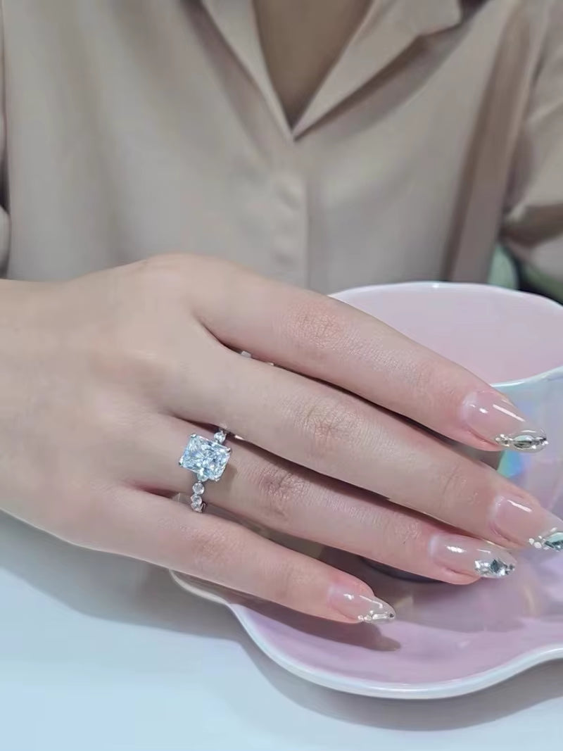 Stunning 4CT Radiant Cut Engagement Ring in 925 Sterling Silver - Perfect Bridal Jewelry for Women
