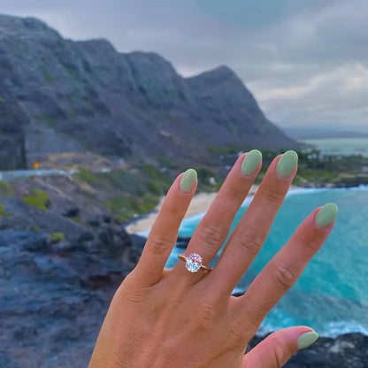 Exquisite 3CT Oval Solitaire Engagement Ring in 925 Sterling Silver with Sparkling Zircon - Perfect for Weddings and Special Occasions